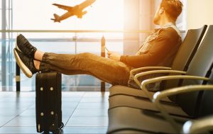 airport-3511342_1920